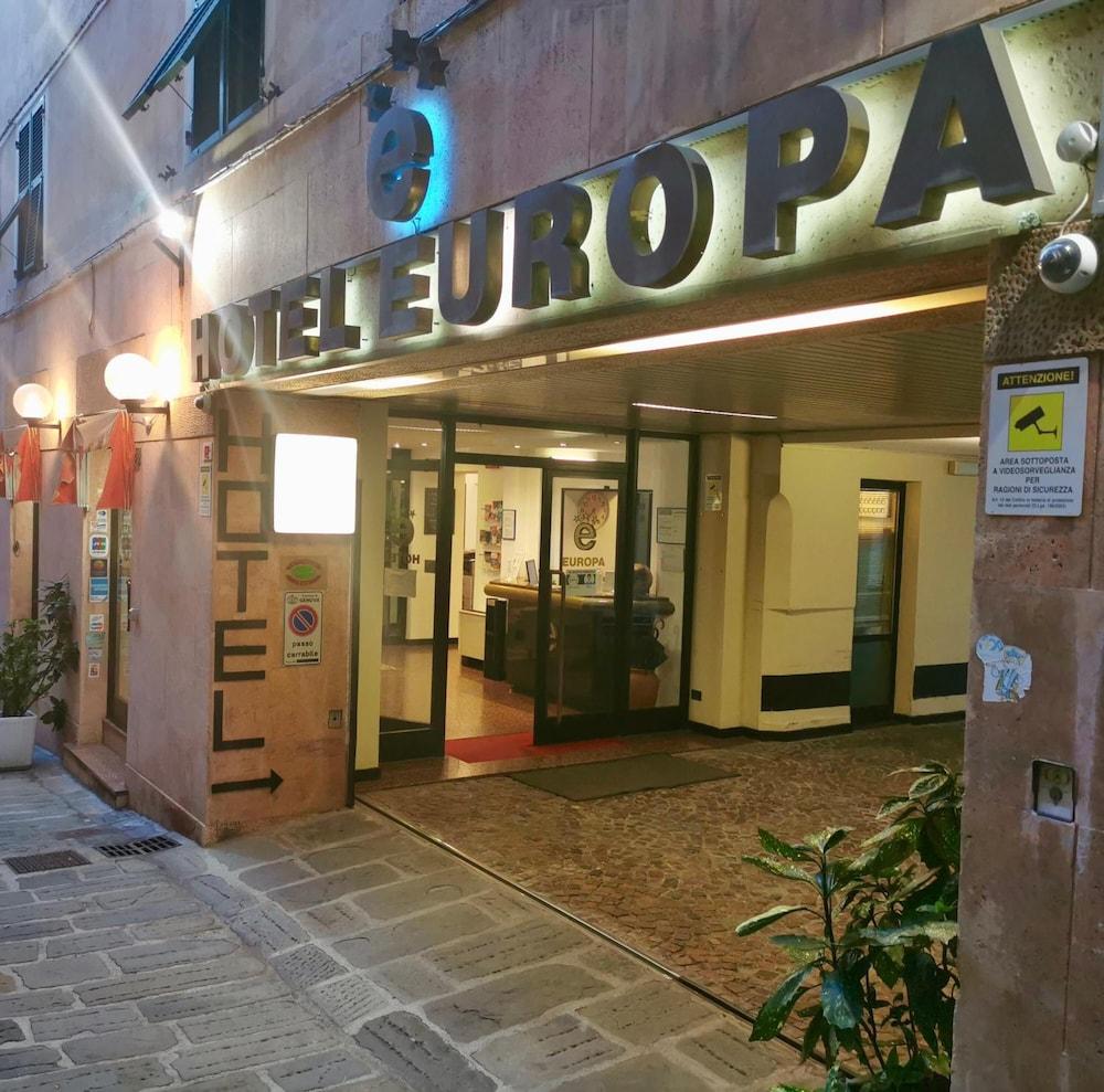 Hotel Europa Genoa Luaran gambar