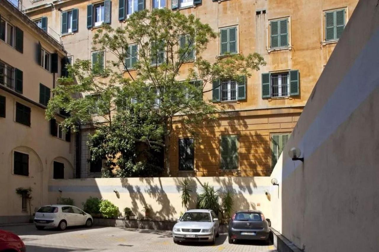 Hotel Europa Genoa Luaran gambar