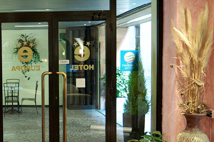 Hotel Europa Genoa Luaran gambar